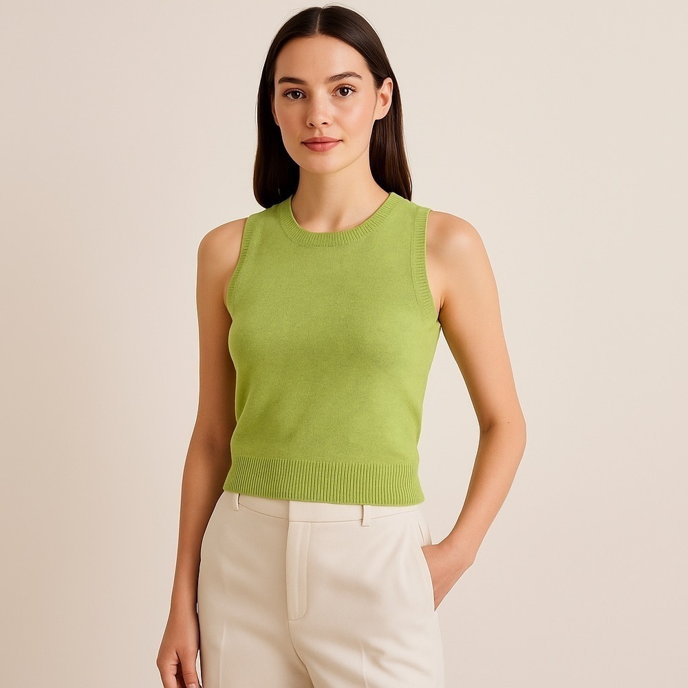Vintage LOFT Kelly Green Wool Sweater Vest Women’s Size S Cropped Knit Tank